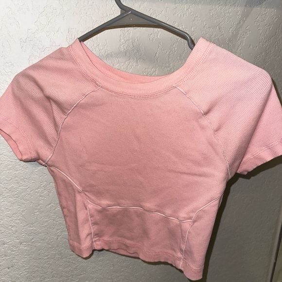 Pink Ribbed Women's Top - Picture 2 of 3